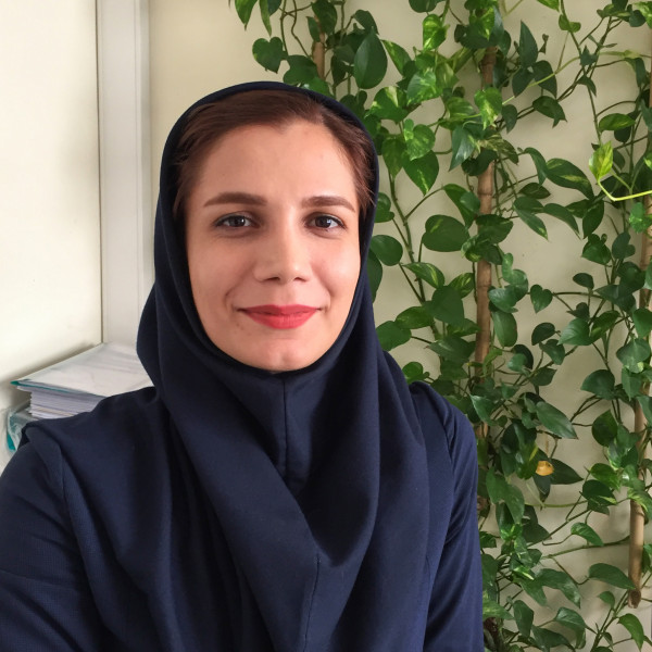 بهناز حسين‌آبادي